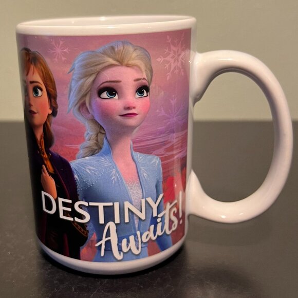 DISNEY Frozen II DESTINY AWAITS Color Changing Ceramic Mug w/ Ana, Elsa & Olaf - Picture 3 of 12